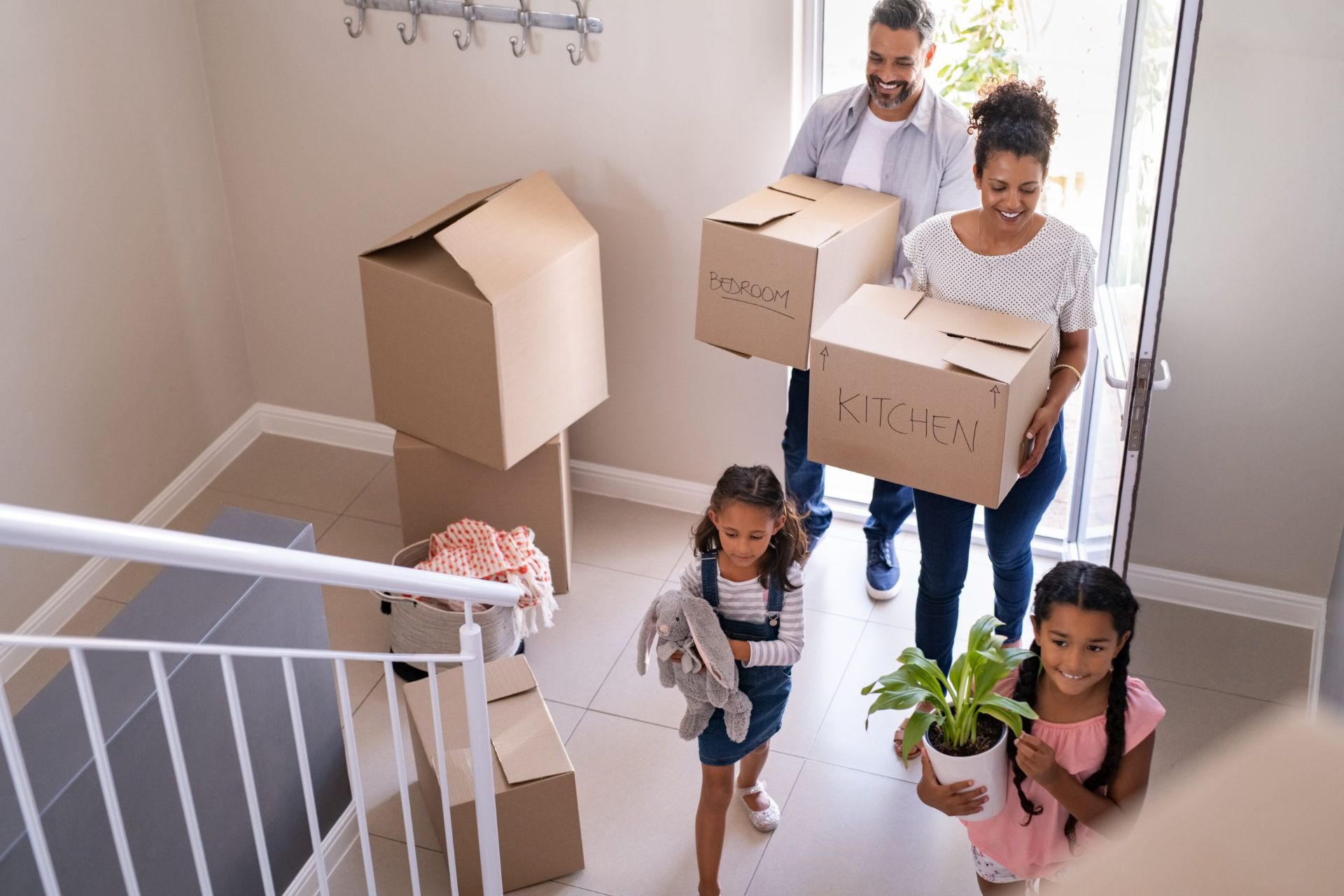 How to Move: Helpful Safety Tips for Every Stage of Moving